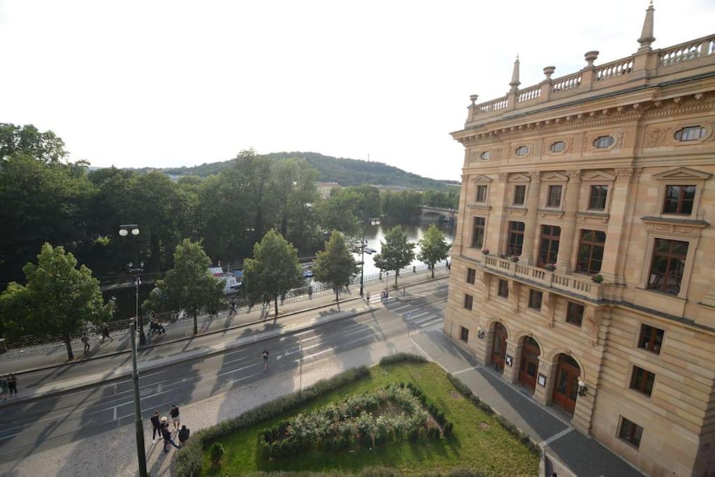 Fabulous River View Studio In The Heart Of Πράγα Εξωτερικό φωτογραφία